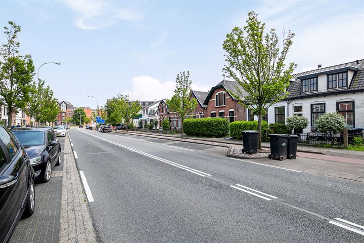 Bekijk foto 36 van M.A.de Ruijterlaan 13