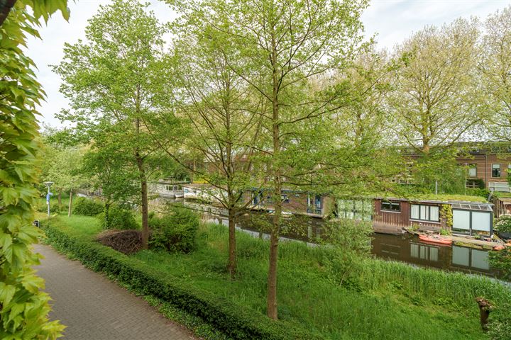 Bekijk foto 18 van Molukkenstraat 12