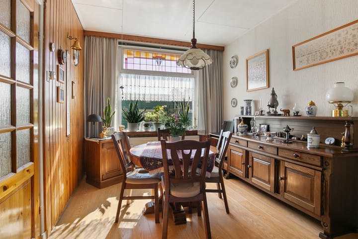 Foto 9 van Parallelweg 102