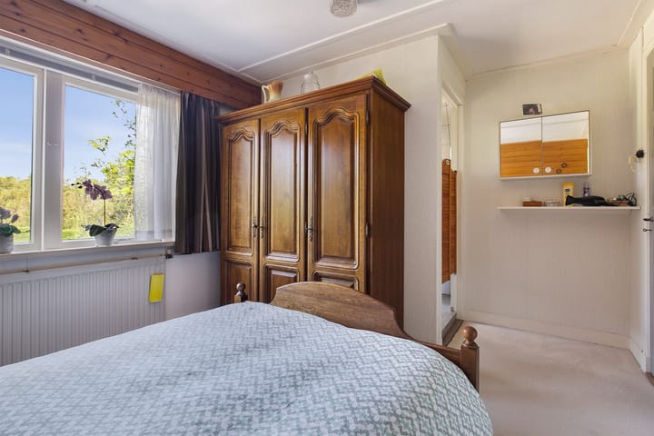 Foto 15 van Parallelweg 102