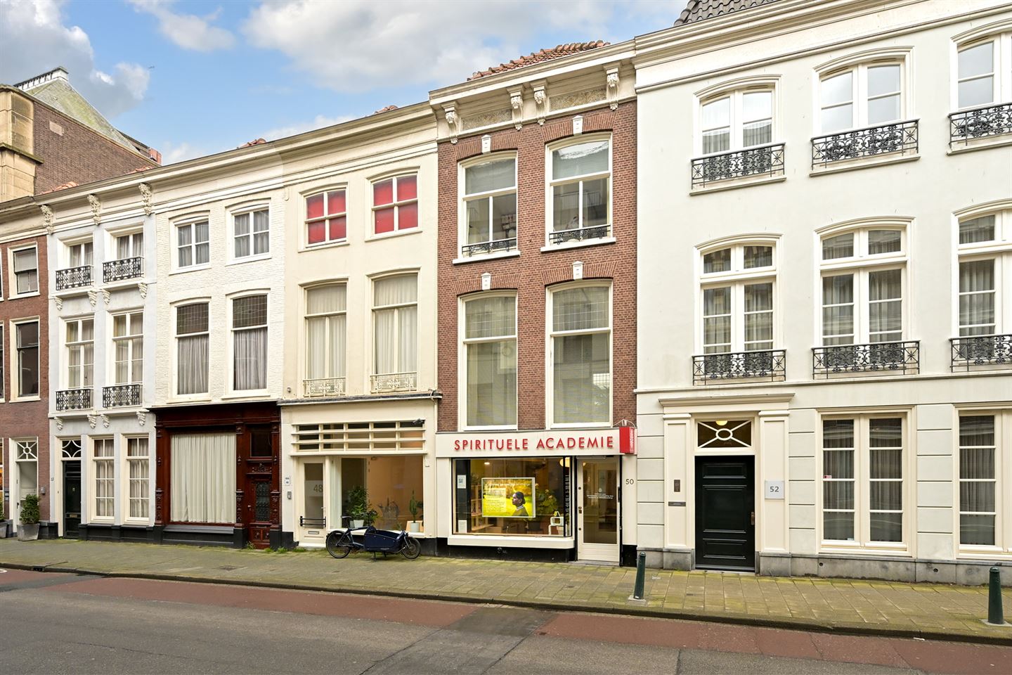 Bekijk foto 1 van Zeestraat 50