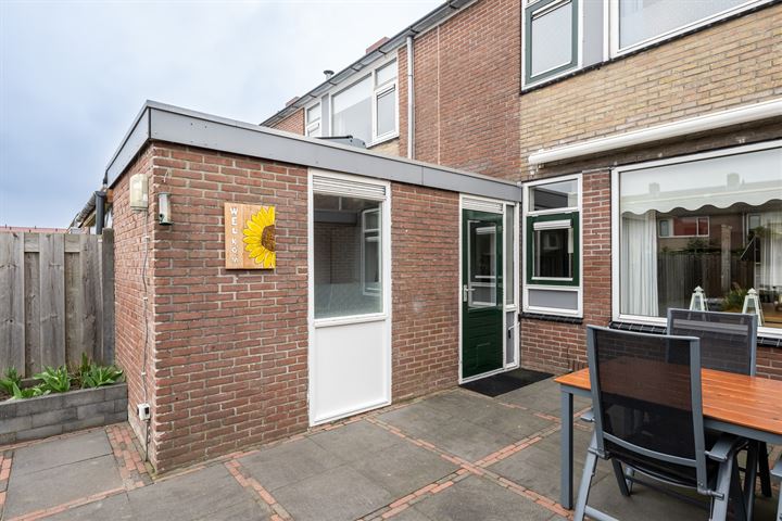 Bekijk foto 33 van Bernhardstraat 48