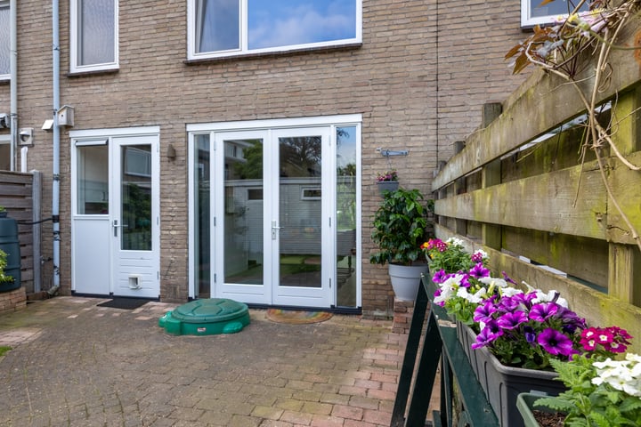 Bekijk foto 39 van Kraanvogelstraat 8