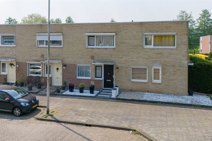 Bekijk foto 1 van Riet Hof-Brouwerstraat 71