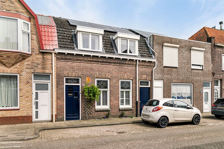 Bekijk foto 1 van Lovensestraat 136