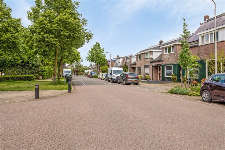 Bekijk foto 4 van Gronausestraat 407