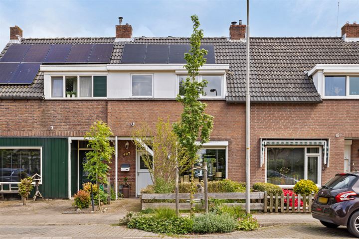 Bekijk foto 32 van Gronausestraat 407