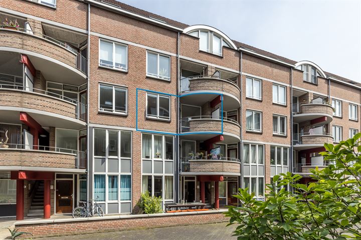 Bekijk foto 1 van Maastrichter Grachtstraat 54-C