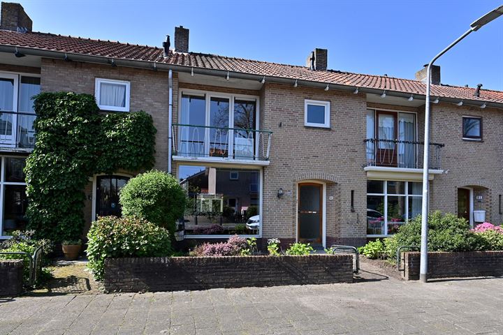 Bekijk foto 18 van C. Evertsenstraat 89