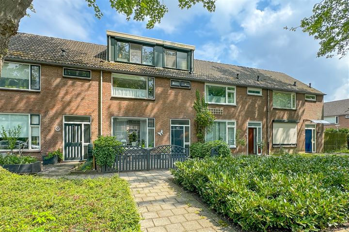 Bekijk foto 1 van Bellamystraat 40