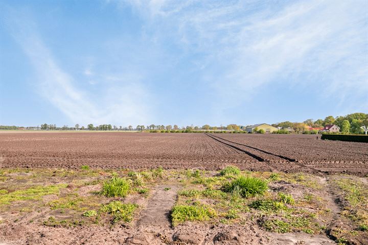 Bekijk foto 32 van Johan van Wyttenhorstweg 24