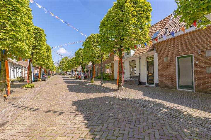 Bekijk foto 2 van Dorpsstraat 17