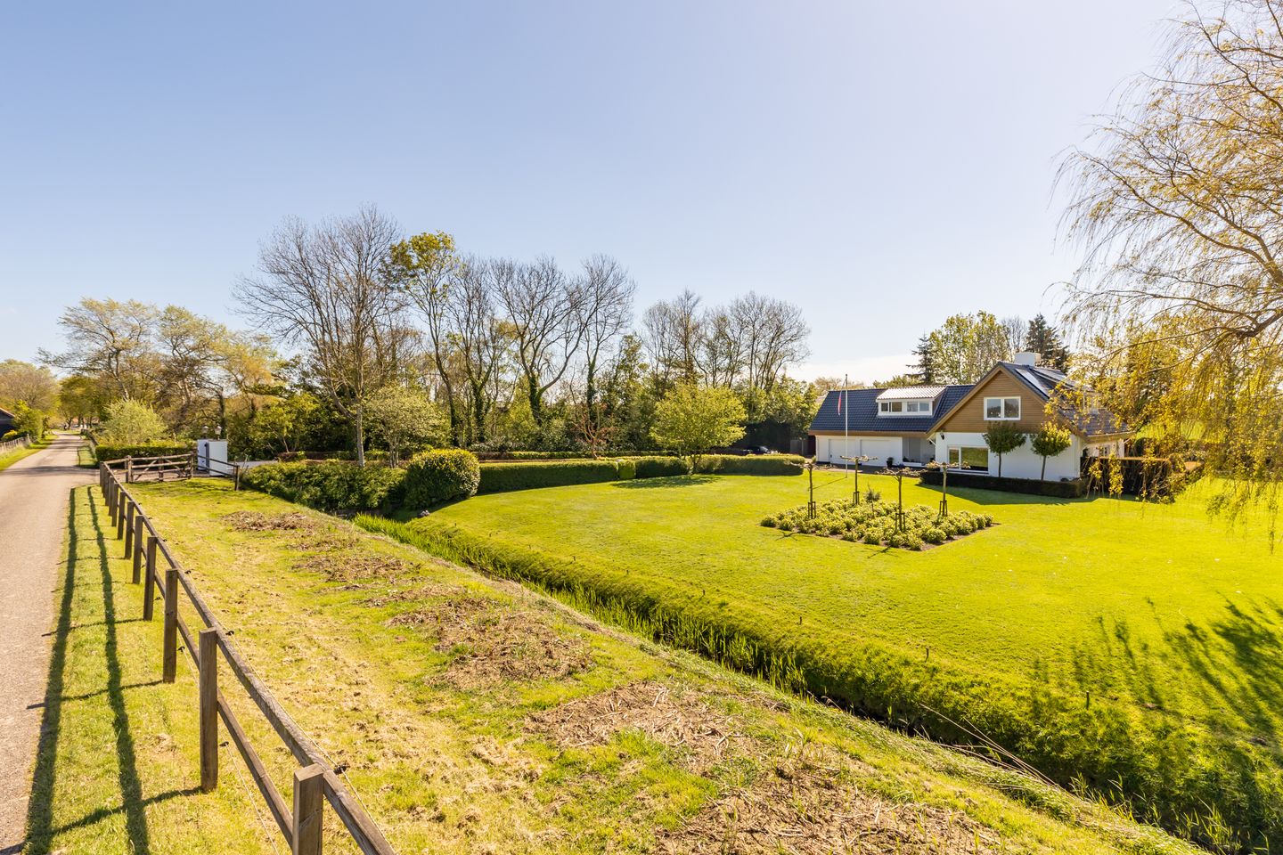 Foto 64 van Nieuw Rockanjesedijk 1-A