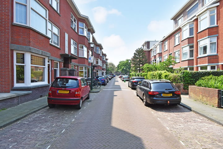 View photo 5 of Perenstraat 299