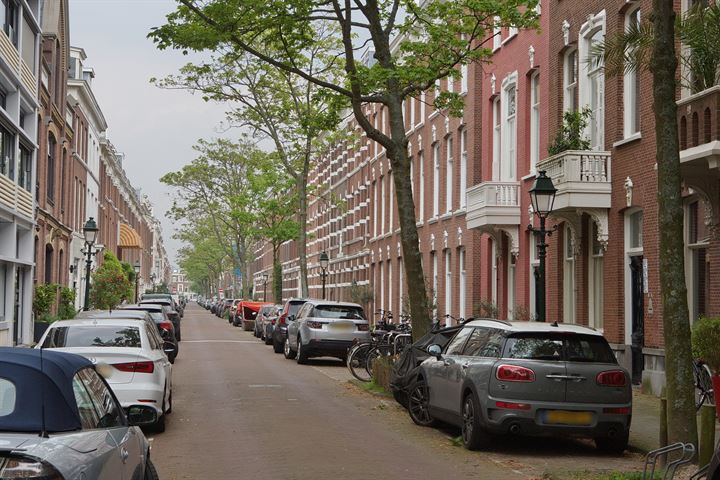 Bekijk foto 34 van Celebesstraat 82