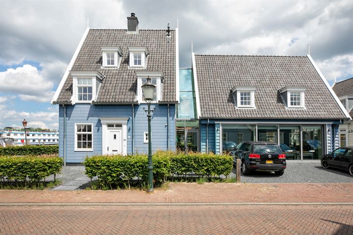 Zwaardklamp 3, Huizen