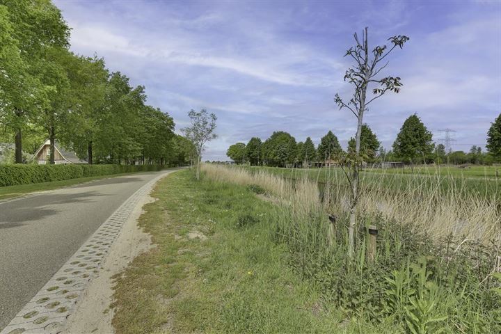 View photo 28 of Knollenhaarweg 7-139