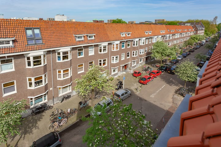 Bekijk foto 10 van Warmondstraat 145-3