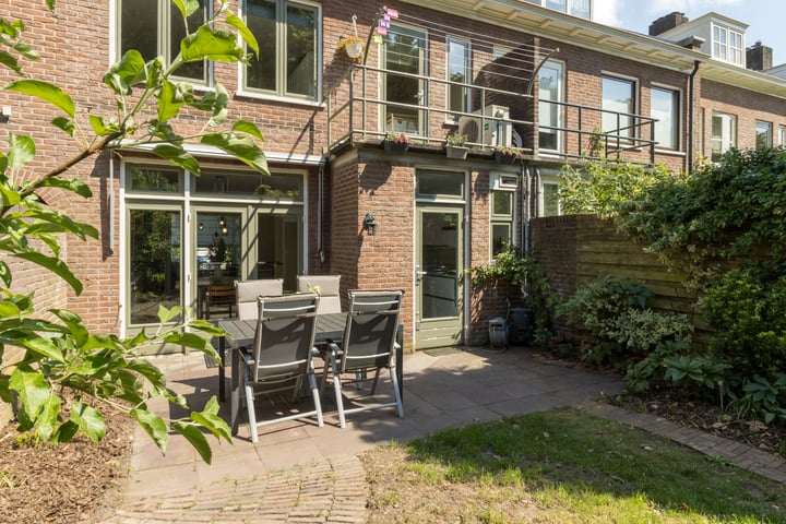 Bekijk foto 52 van Vondellaan 77