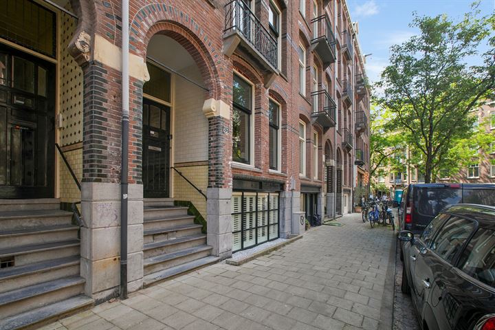 Bekijk foto 2 van Ruysdaelstraat 93-H