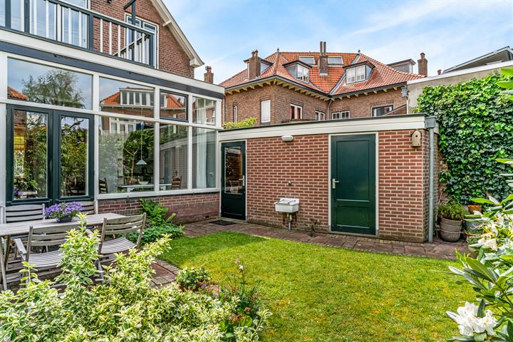 Bekijk foto 42 van Prins Hendriklaan 13