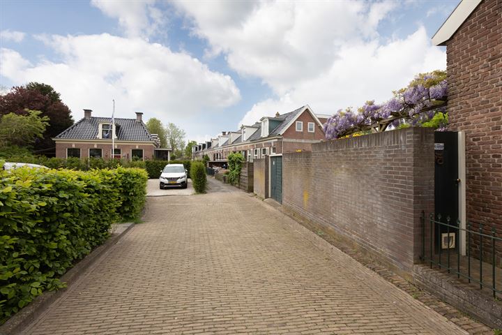 Bekijk foto 27 van Knetemannstraat 1