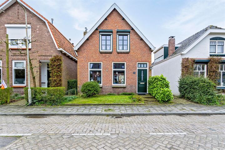 Bekijk foto 3 van Spoorstraat 10