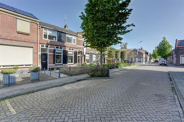 View photo 9 of Molenstraat 29