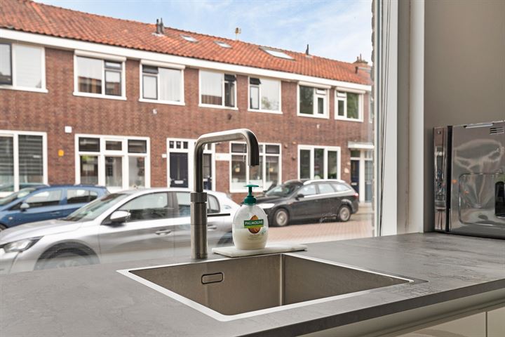 Bekijk foto 9 van Tollensstraat 94