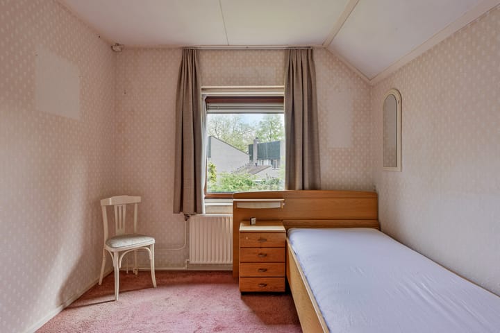 Foto 27 van Ribesstraat 2