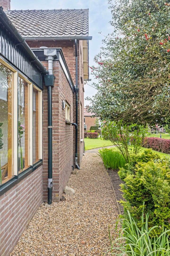 Foto 34 van Ribesstraat 2