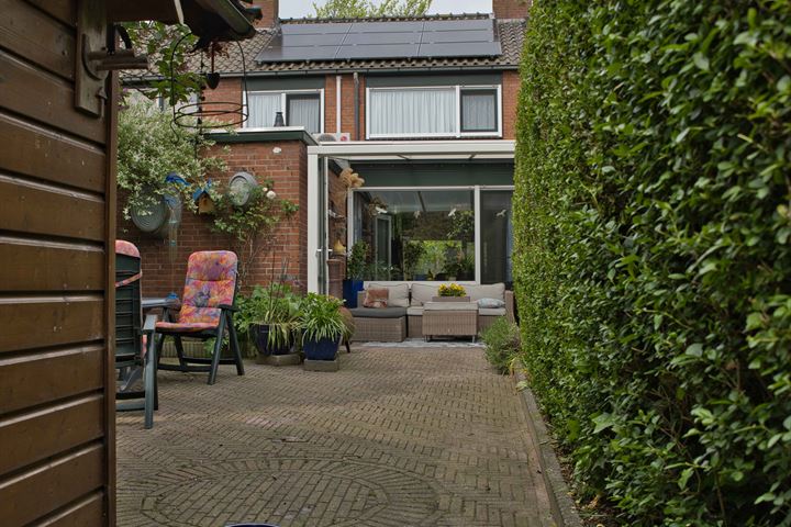 Bekijk foto 30 van Bloemersstraat 6