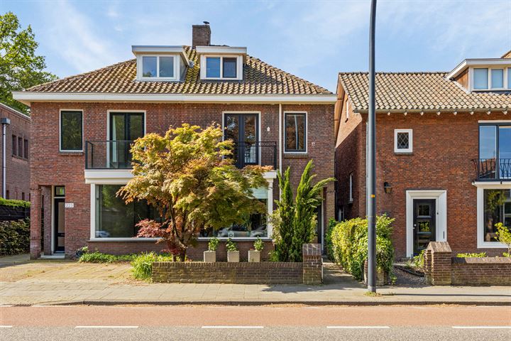 View photo 6 of Hengelosestraat 225