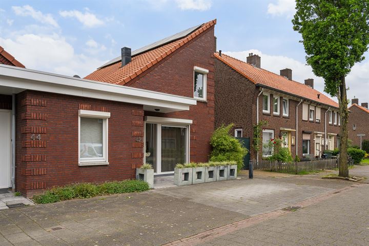 Bekijk foto 6 van Nieuwstraat 42