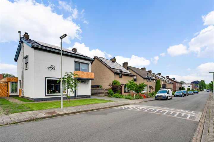 Bekijk foto 3 van Prins Clausstraat 92