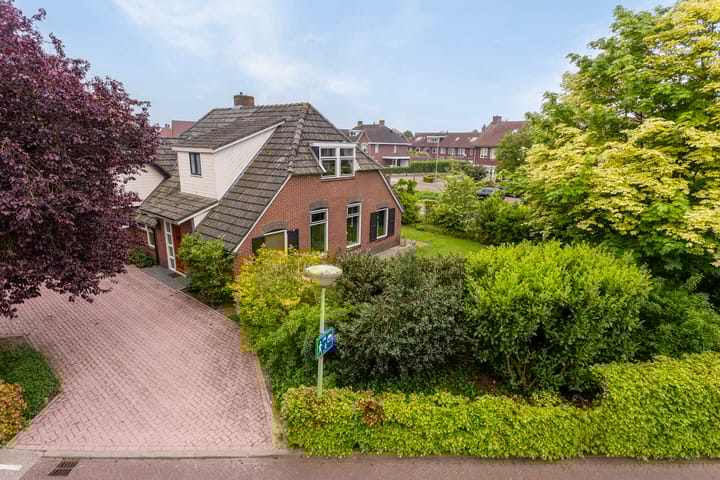 Foto 2 van Liezenweg 2