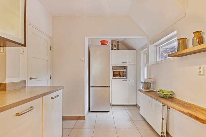 Foto 14 van Liezenweg 2