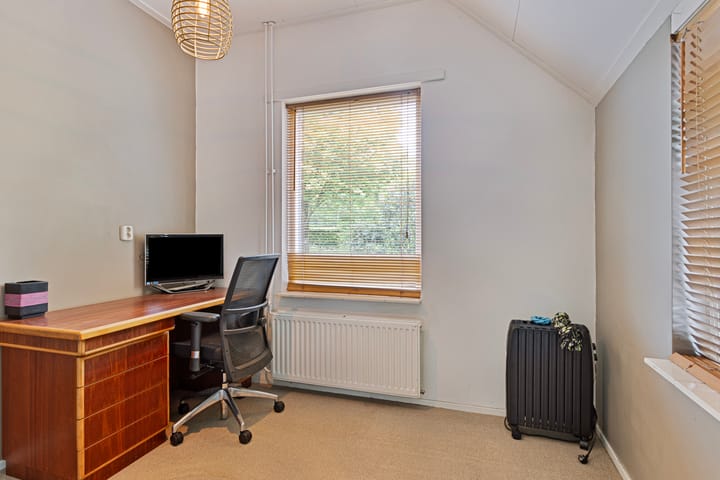 Foto 16 van Liezenweg 2