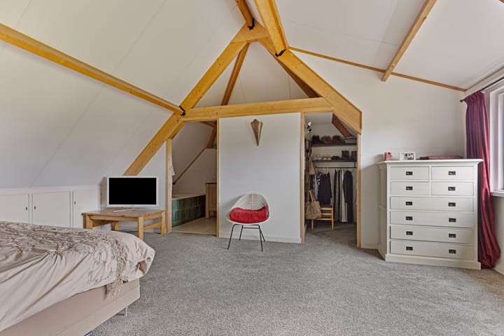 Foto 22 van Liezenweg 2