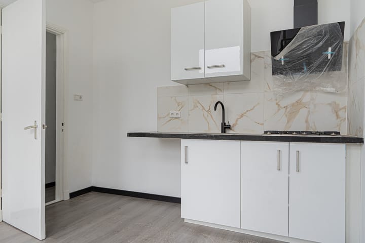 Foto 9 van Winschoterdiep 43