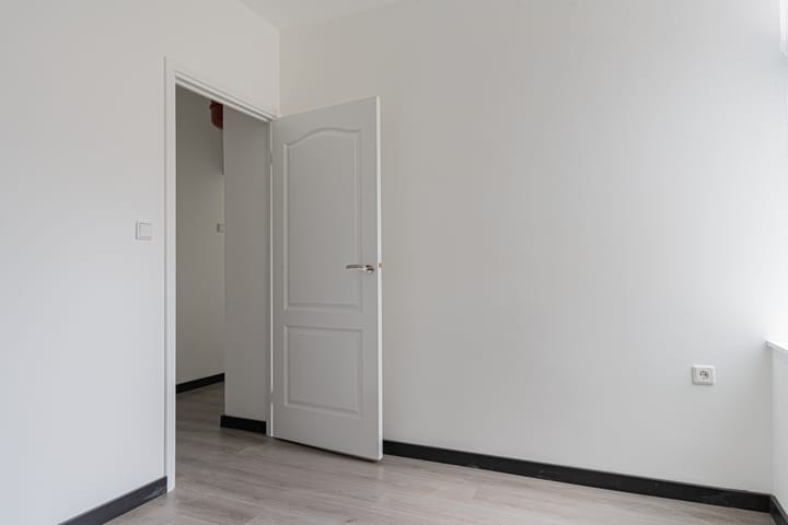 Foto 12 van Winschoterdiep 43