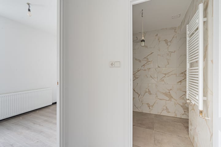 Foto 13 van Winschoterdiep 43