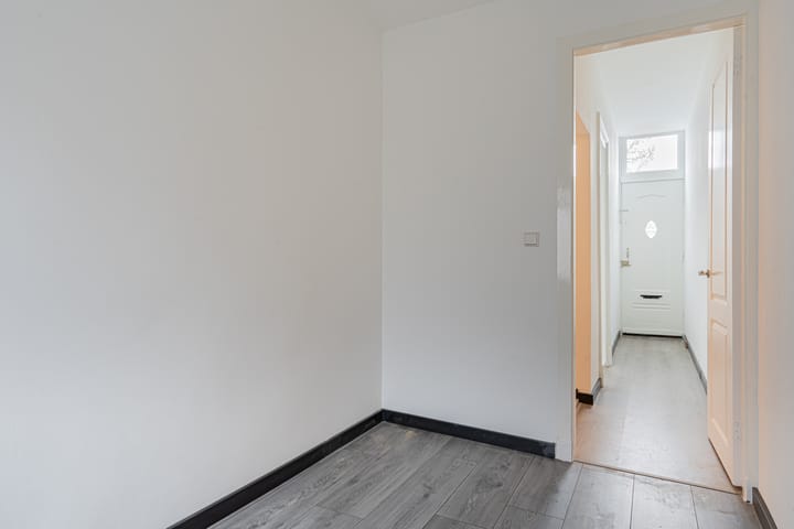 Foto 16 van Winschoterdiep 43