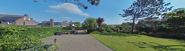 Bekijk 360° foto van Voortuin van Julianaweg 59