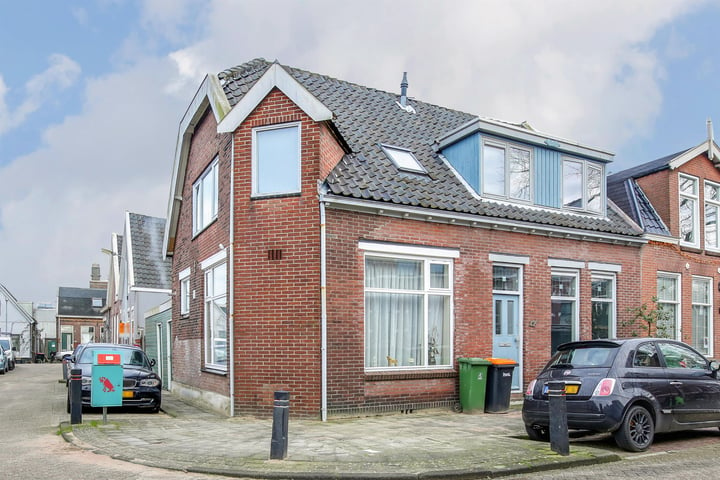 Bekijk foto 1 van Pelikaanstraat 2