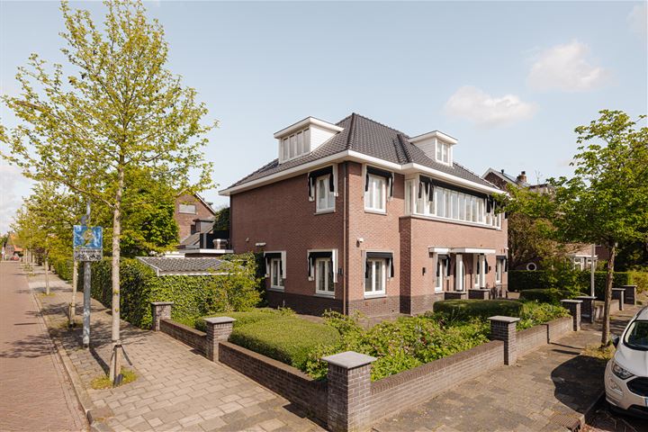 Bekijk foto 35 van Pelikaanstraat 21