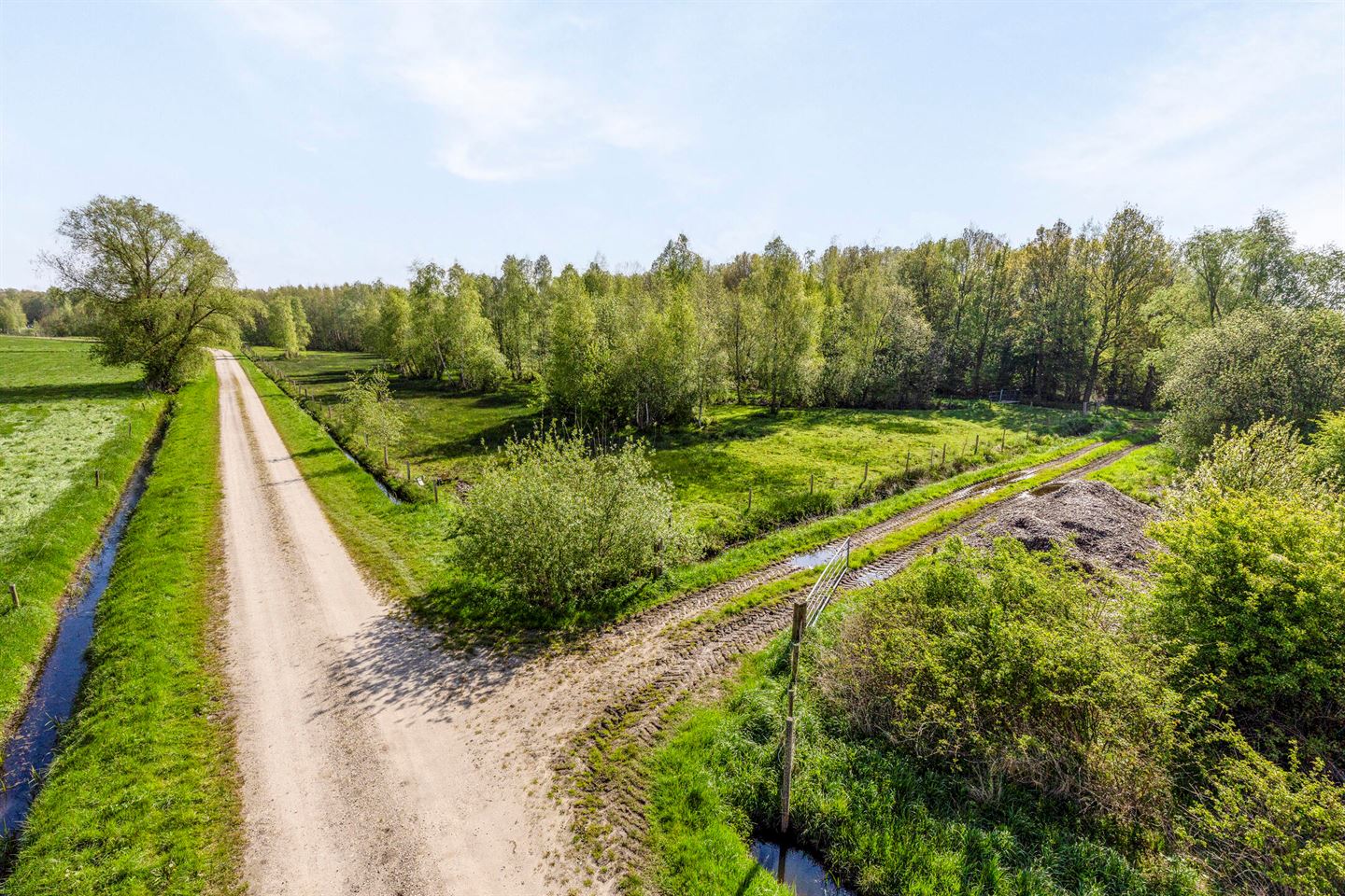 Bekijk foto 1 van Zilvensebroekweg