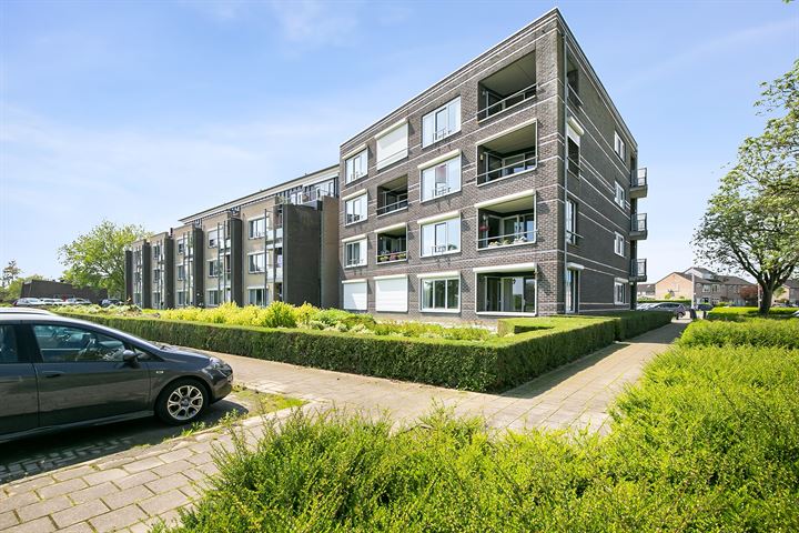 Bekijk foto 32 van Irisstraat 32