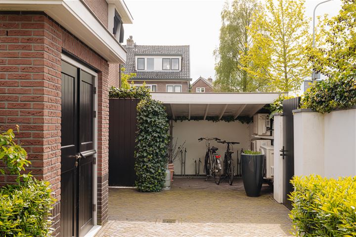 View photo 35 of Pelikaanstraat 21