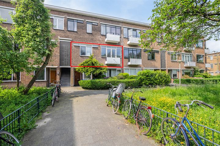 Bekijk foto 1 van Van Heutszstraat 63